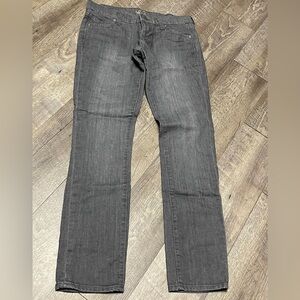 The Diva Classic Gray Women's Straight Leg Jeans size 2
